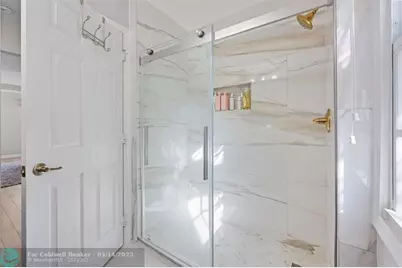 8121  Bautista Way, Palm Beach Gardens, FL 33418 - Photo 22