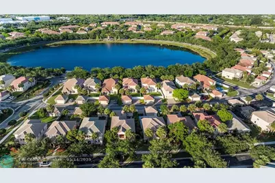 8121  Bautista Way, Palm Beach Gardens, FL 33418 - Photo 48