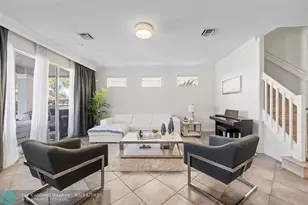 8121 Bautista Way, Palm Beach Gardens, FL 33418 - Photo 10