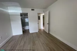 530 SW 113th Way, Hollywood, FL 33025 - Photo 12