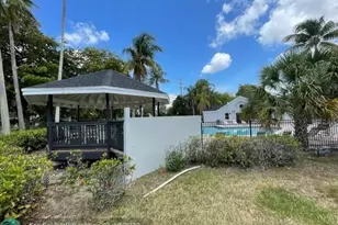530 SW 113th Way, Hollywood, FL 33025 - Photo 30