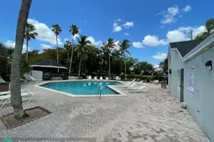 530 SW 113th Way, Hollywood, FL 33025 - Photo 32