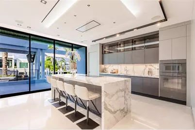 725  Poinciana Dr, Fort Lauderdale, FL 33301 - Photo 16