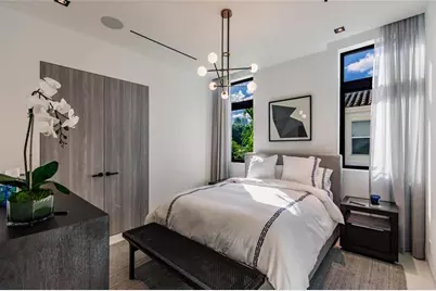 725  Poinciana Dr, Fort Lauderdale, FL 33301 - Photo 34