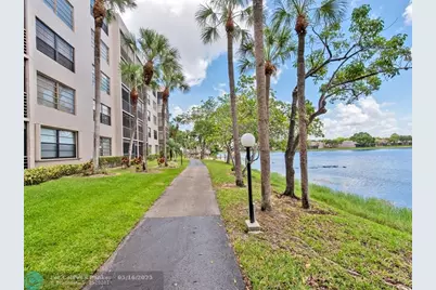 1101  Colony Point Cir, Unit #422, Pembroke Pines, FL 33026 - Photo 48