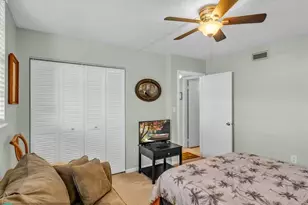 1101 Colony Point Cir, Pembroke Pines, FL 33026 - Photo 32