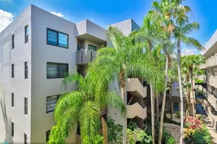 1101 Colony Point Cir, Pembroke Pines, FL 33026 - Photo 4