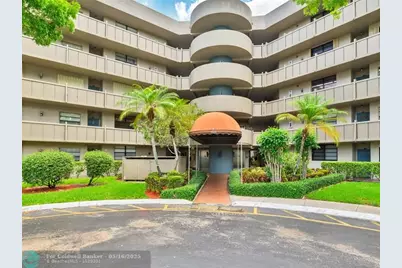 1101  Colony Point Cir, Unit #422, Pembroke Pines, FL 33026 - Photo 6