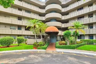 1101 Colony Point Cir, Pembroke Pines, FL 33026 - Photo 6