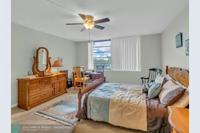 1101  Colony Point Cir, Unit #422, Pembroke Pines, FL 33026 - Photo 26