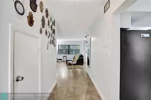 45 Seville Cir, Fort Lauderdale, FL 33324 - Photo 4