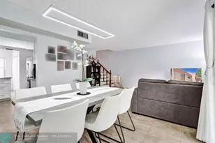 45 Seville Cir, Fort Lauderdale, FL 33324 - Photo 16