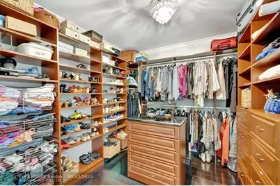 2601 NE 27th Ter, Fort Lauderdale, FL 33306 - Photo 16