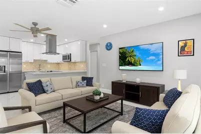 409 NE 27th Dr, Wilton Manors, FL 33334 - Photo 2