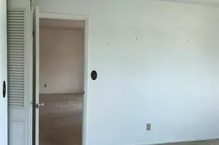 4191 NW 41st St, Lauderdale Lakes, FL 33319 - Photo 22