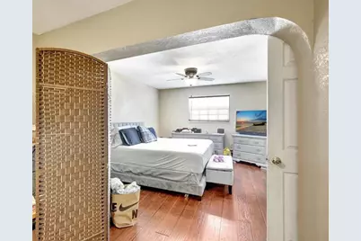 9725 NW 26th Ct, Unit #4, Sunrise, FL 33322 - Photo 10