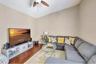 9725 NW 26th Ct, Unit #4, Sunrise, FL 33322 - Photo 4