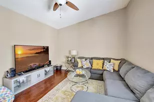 9725 NW 26th Ct, Sunrise, FL 33322 - Photo 4