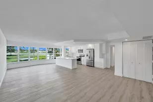 2500 NE 48th Ln, Fort Lauderdale, FL 33308 - Photo 10