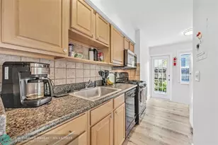 805 NE 17th Ave, Fort Lauderdale, FL 33304 - Photo 16