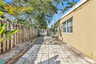 805 NE 17th Ave, Fort Lauderdale, FL 33304 - Photo 18