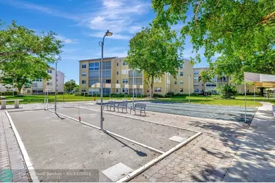 2841  Somerset Dr, Unit #318, Lauderdale Lakes, FL 33311 - Photo 28