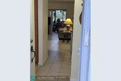 3130  Holiday Springs Blvd, Unit #204, Margate, FL 33063 - Photo 4