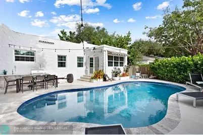 615 SE 11th Ave, Fort Lauderdale, FL 33301 - Photo 1