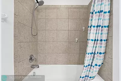 453 NW 36th Ave, Pompano Beach, FL 33069 - Photo 44