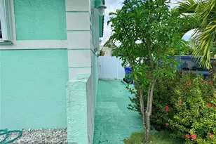 430 NE 75th St, Miami, FL 33138 - Photo 4