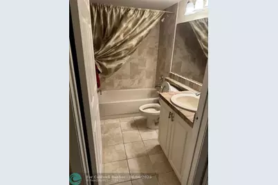 1668  Cypress Pointe Dr, Unit #1668, Coral Springs, FL 33071 - Photo 12