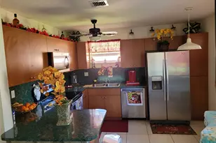 25373 SW 122nd Pl, Homestead, FL 33032 - Photo 2