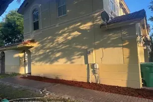 8691 NW 112th Ct, Doral, FL 33178 - Photo 38