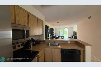 2108 S Cypress Bend Dr, Unit #306, Pompano Beach, FL 33069 - Photo 18