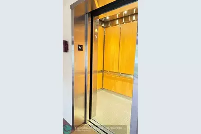 2108 S Cypress Bend Dr, Unit #306, Pompano Beach, FL 33069 - Photo 2