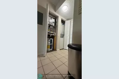 2108 S Cypress Bend Dr, Unit #306, Pompano Beach, FL 33069 - Photo 16