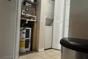 2108 S Cypress Bend Dr, Pompano Beach, FL 33069 - Photo 16