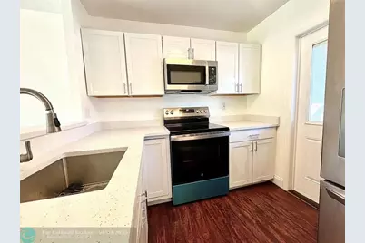 5001 W Oakland Park Blvd, Unit #111, Lauderdale Lakes, FL 33313 - Photo 4