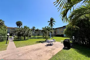 5001 W Oakland Park Blvd, Lauderdale Lakes, FL 33313 - Photo 32