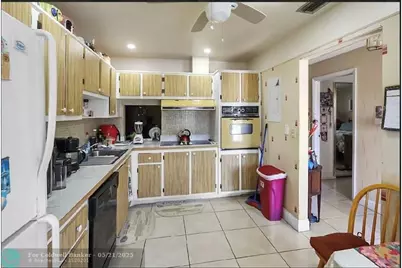 5725  Fernley Dr, Unit #22, West Palm Beach, FL 33415 - Photo 16