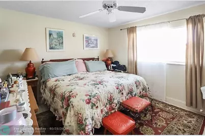 5725  Fernley Dr, Unit #22, West Palm Beach, FL 33415 - Photo 4