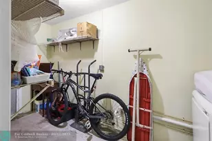 5725 Fernley Dr, West Palm Beach, FL 33415 - Photo 18