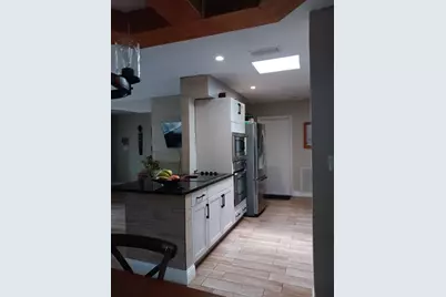 8204 NW 100th Ter, Tamarac, FL 33321 - Photo 8