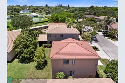 10772 SW 14th Pl, Davie, FL 33324 - Photo 8