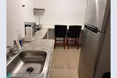 3710  Inverrary Dr, Unit #3Y, Fort Lauderdale, FL 33319 - Photo 4