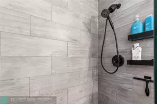 825 NW 13th St, Boca Raton, FL 33486 - Photo 6