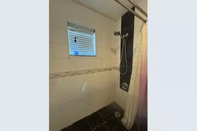 4077  Pine Ridge Ln, Weston, FL 33331 - Photo 6