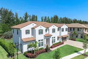 9015 W Parkland Bay Trl, Parkland, FL 33076 - Photo 2