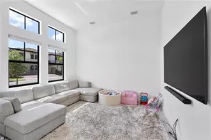 9015 W Parkland Bay Trl, Parkland, FL 33076 - Photo 6