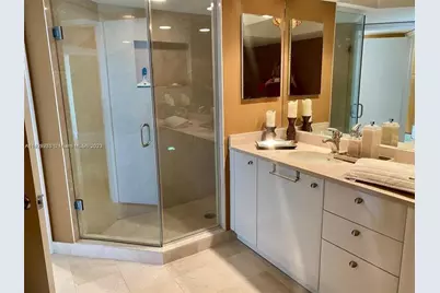 16500  Collins Ave, Unit #2052, Sunny Isles Beach, FL 33160 - Photo 24